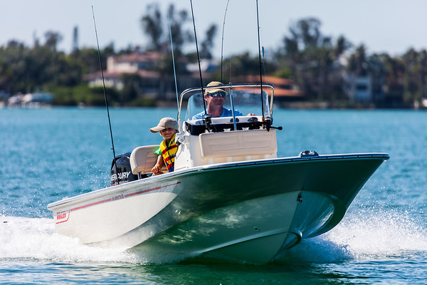 Boston Whaler 150 Montauk фото 1.6