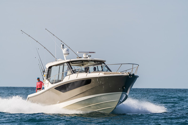 Boston Whaler 405 Conquest фото 1.4
