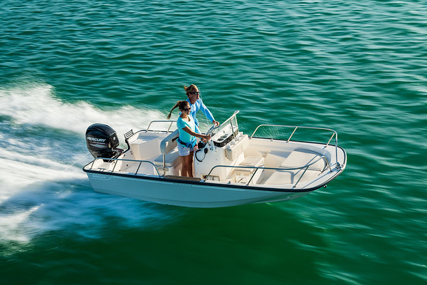 Boston Whaler 150 Montauk фото 1.2