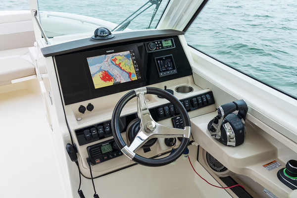 Boston Whaler 280 Vantage фото 1.6