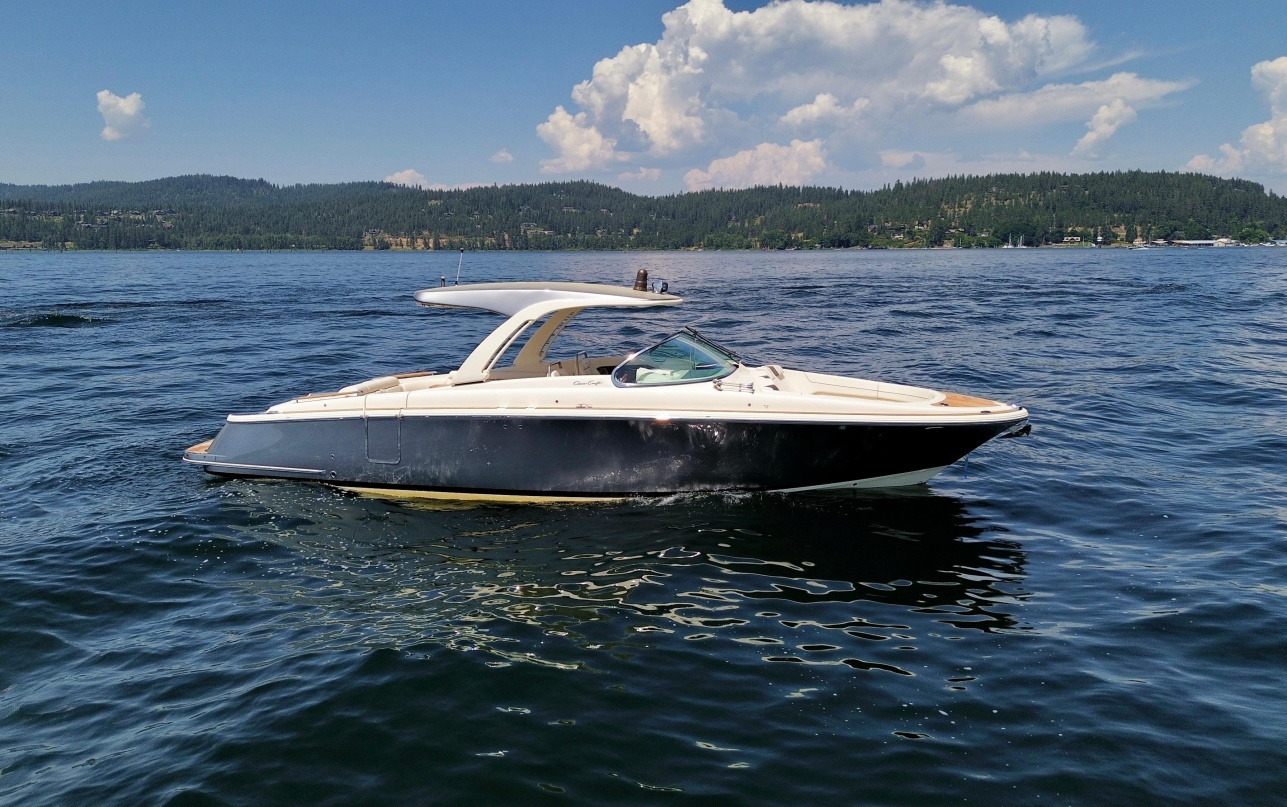 Новый Chris-Craft Launch 31 GT готов к показу в Черногории
