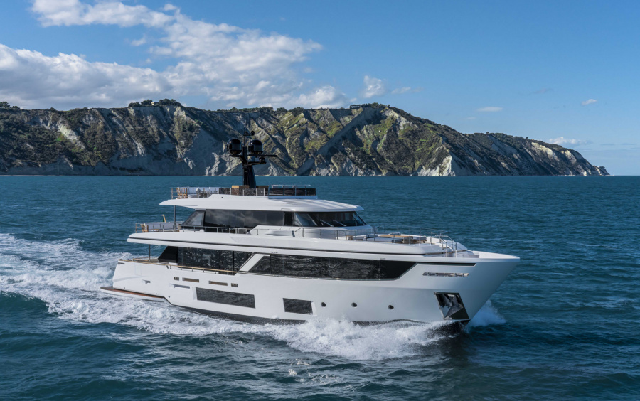 Custom Line Navetta 30: искусство релаксации