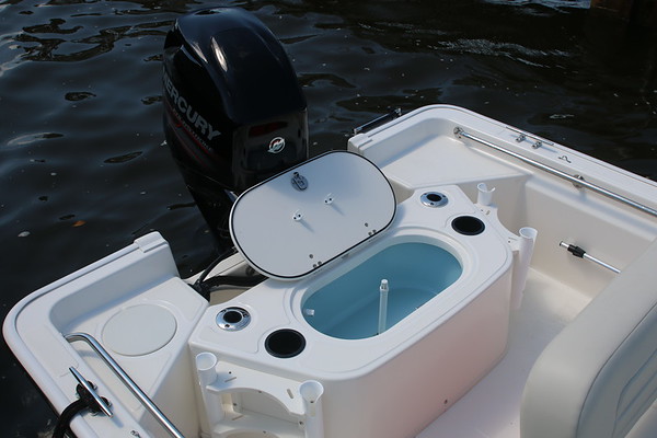 Boston Whaler 150 Montauk фото 1.9