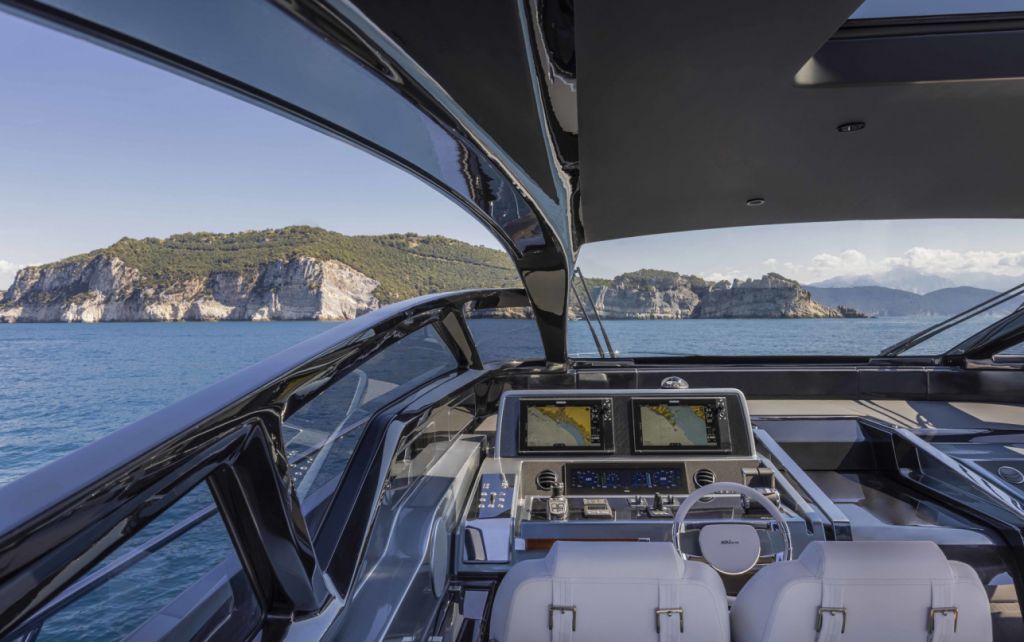 riva68_cruising_0014_52810.jpg riva68_cruising_0014_52810.jpg