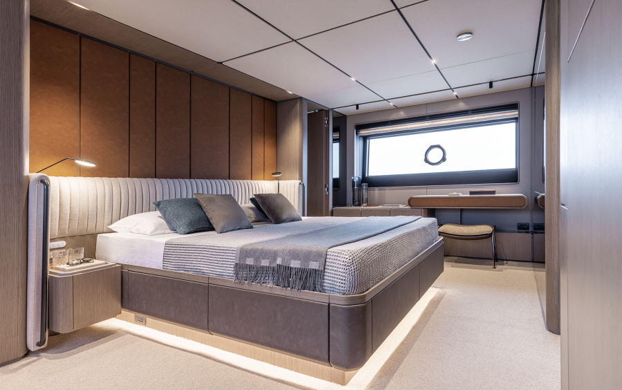 Ferretti Yachts INFYNITO 90 NEW фото 2.33