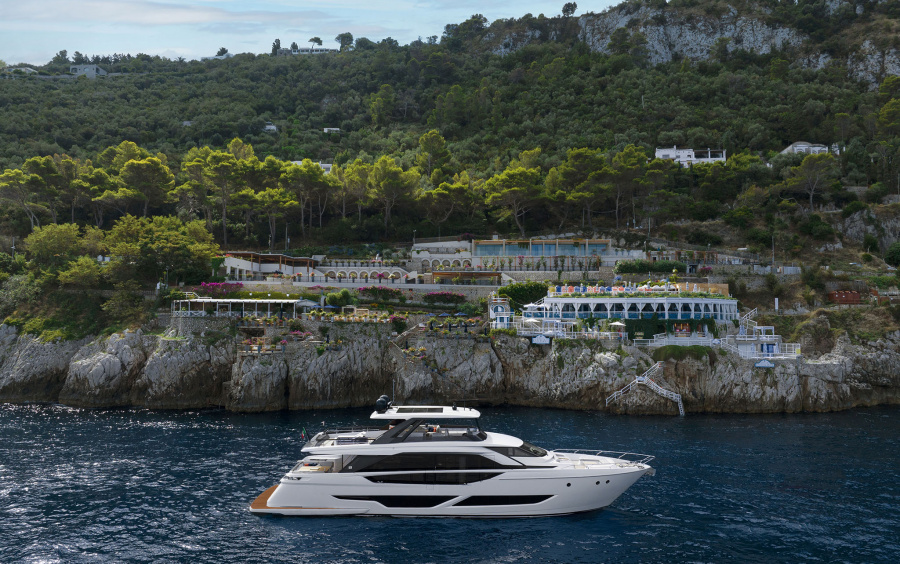 Ferretti Yachts 860 фото 1.5