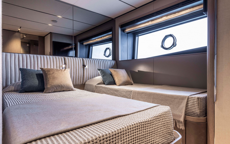 Ferretti Yachts INFYNITO 90 NEW фото 2.23