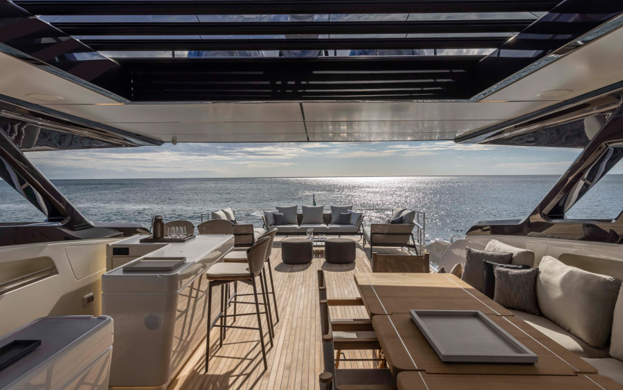 Ferretti Yachts 1000 фото 1.18