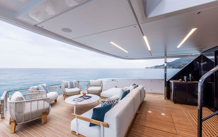 Ferretti Yachts INFYNITO 90 NEW фото 1.5