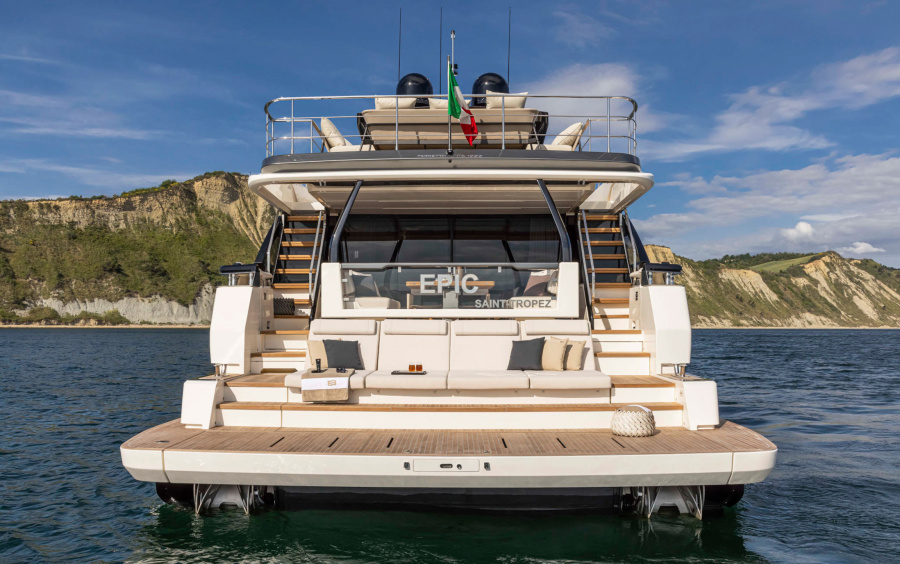 Ferretti Yachts 1000 фото 1.26