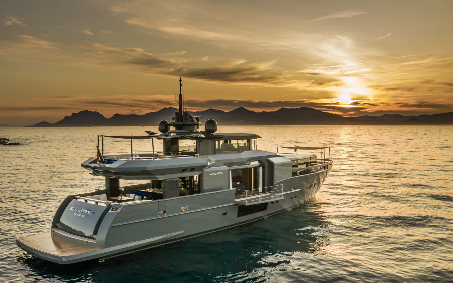 Arcadia Yachts A105 фото 1.2