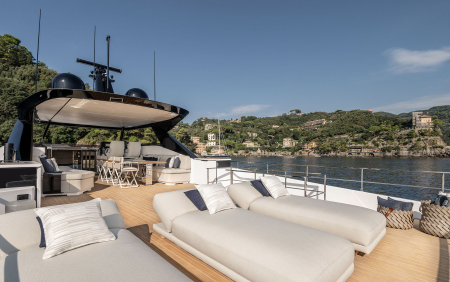 Ferretti Yachts INFYNITO 80 NEW фото 1.18