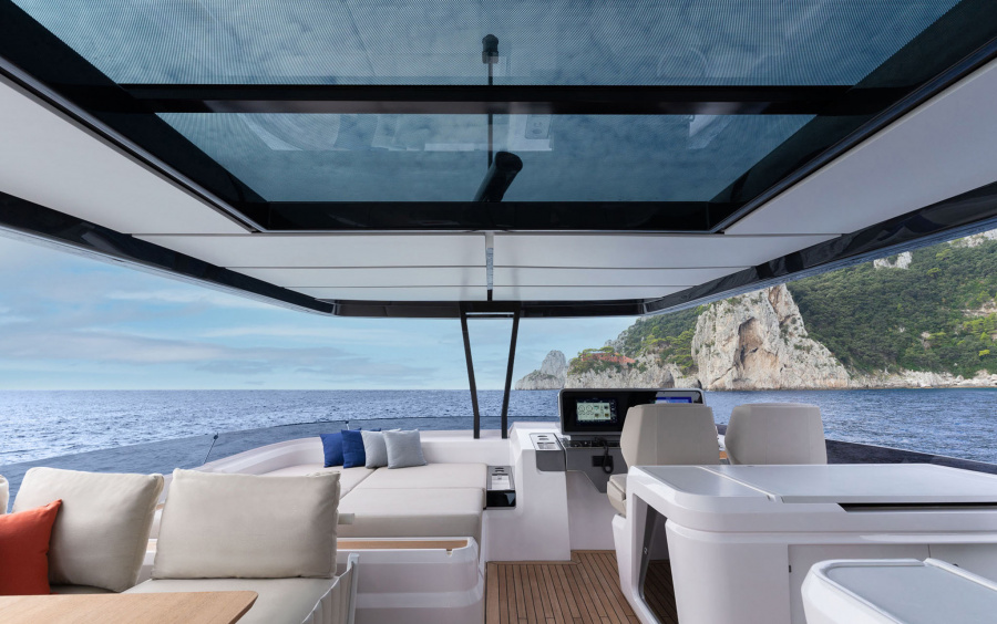 Ferretti Yachts 860 фото 1.13