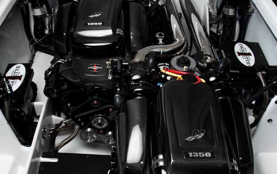 Cigarette 50 Marauder AMG Black Series фото 1.2