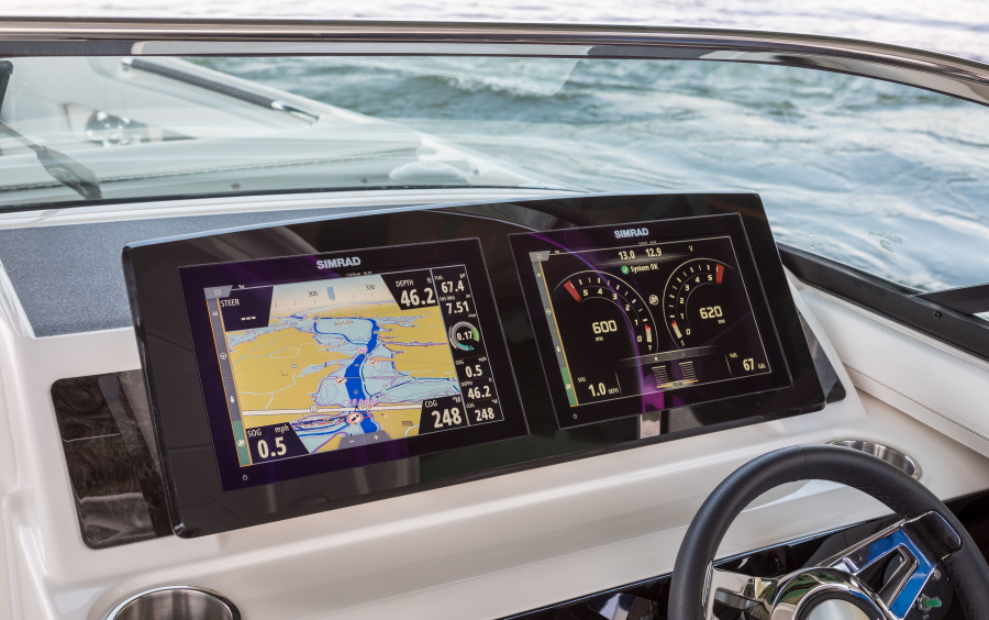 Sea Ray SLX 310/802 фото 1.3