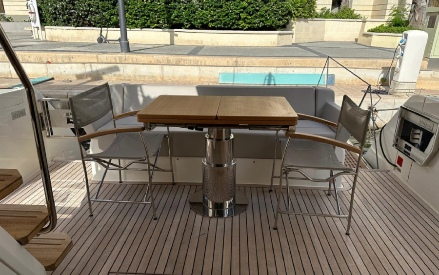 Ferretti Yachts 500 фото 1.4