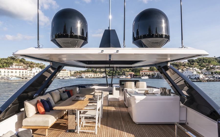 Ferretti Yachts 860 фото 1.15