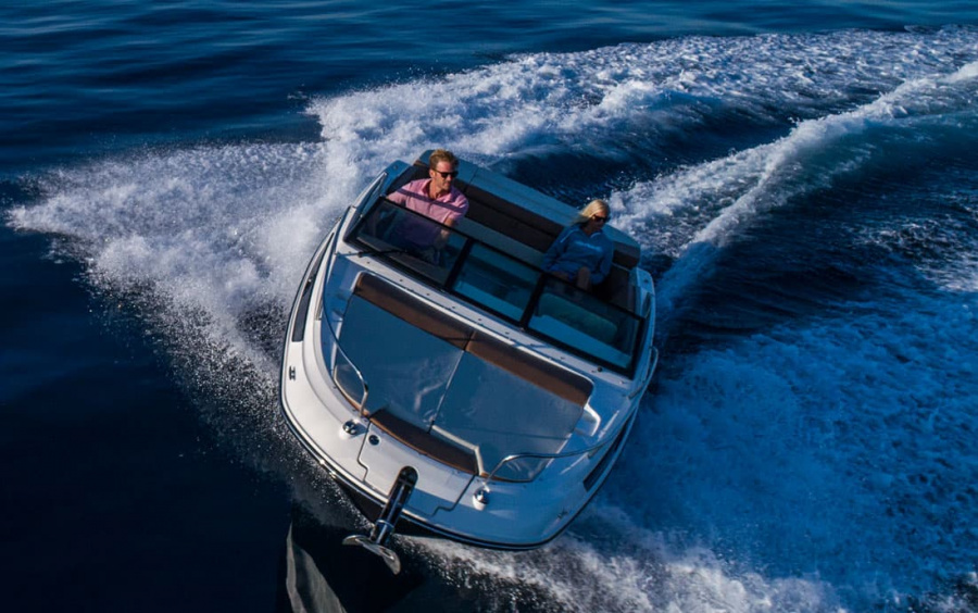 Sea Ray  230 SunSport фото 1.7