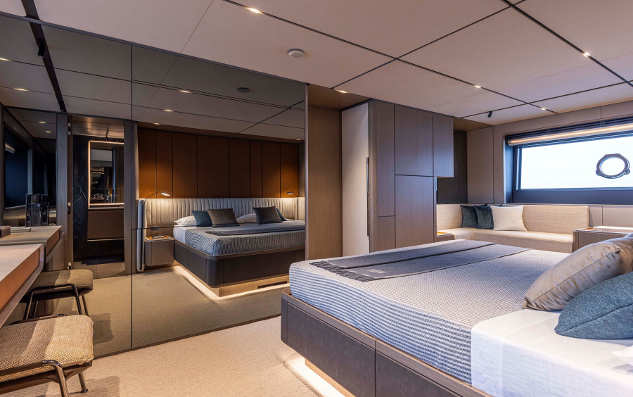 Ferretti Yachts INFYNITO 90 NEW фото 2.14