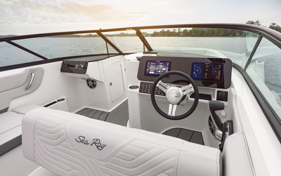 Sea Ray  SDX 270 Serf фото 1.5