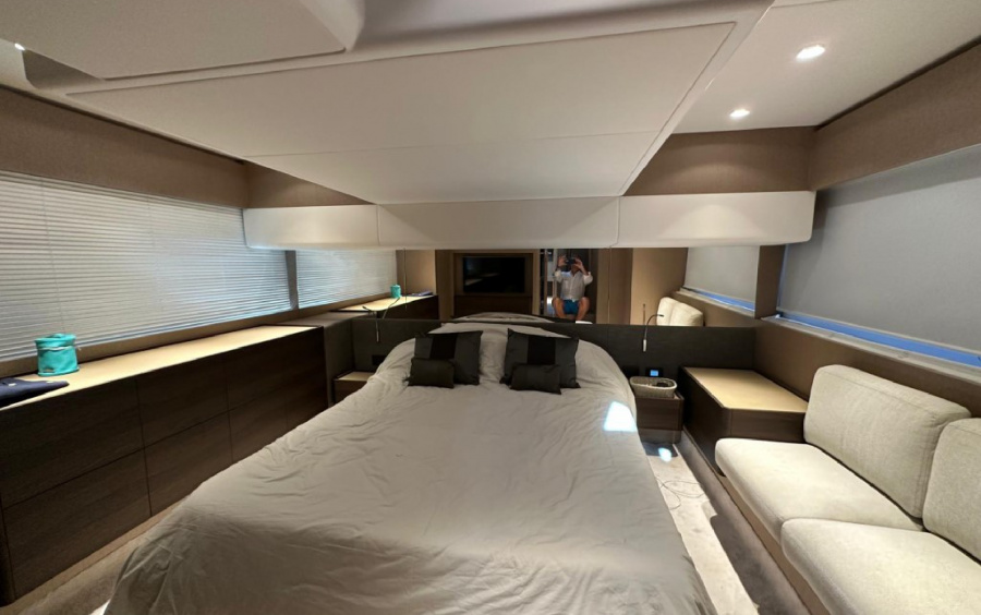 Ferretti Yachts 500 фото 1.7