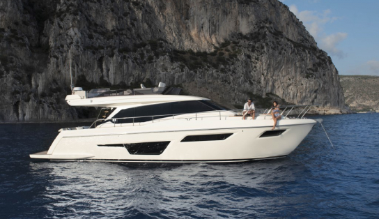 Ferretti Yachts 500