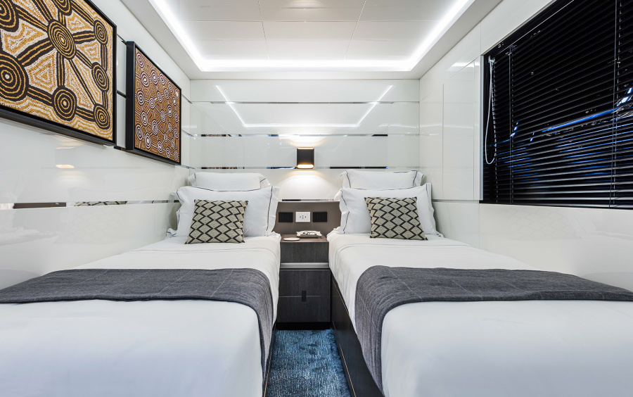 Arcadia Yachts A105 фото 1.7