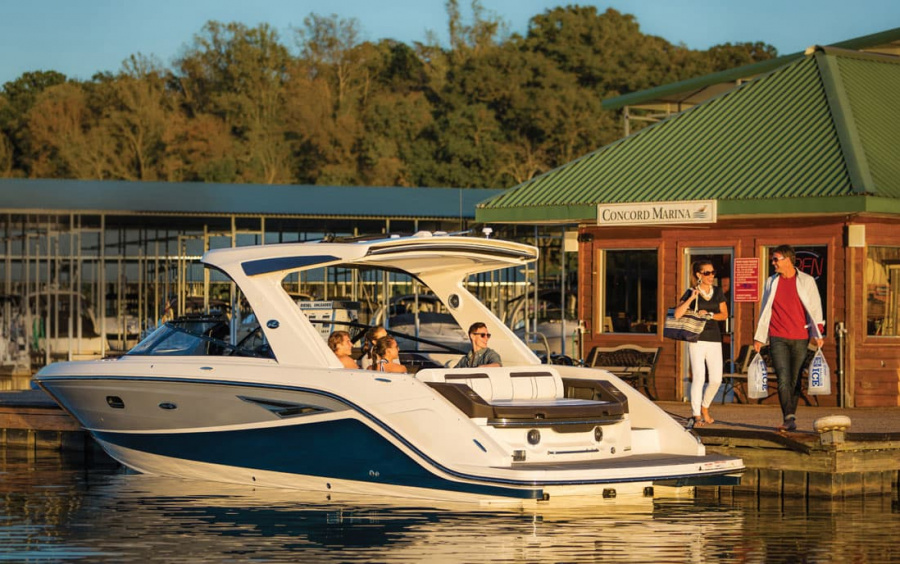 Sea Ray SLX 310 фото 1.4
