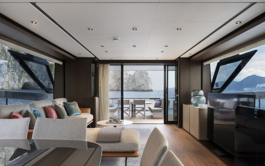 Ferretti Yachts 860 фото 2.11