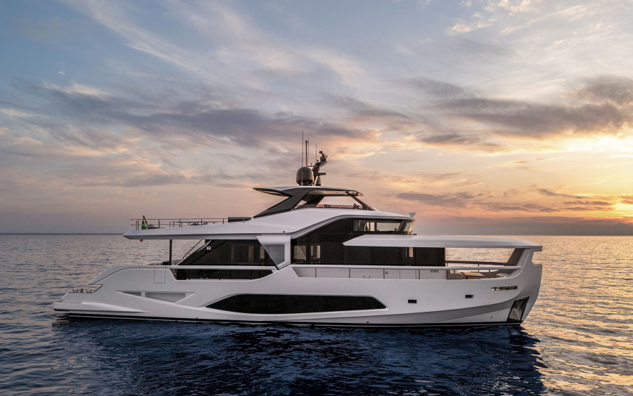 Ferretti Yachts INFYNITO 80 NEW фото 1.1