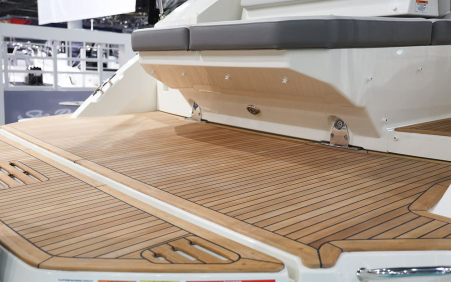 Sea Ray Sundancer 320 Coupe/546 фото 1.11
