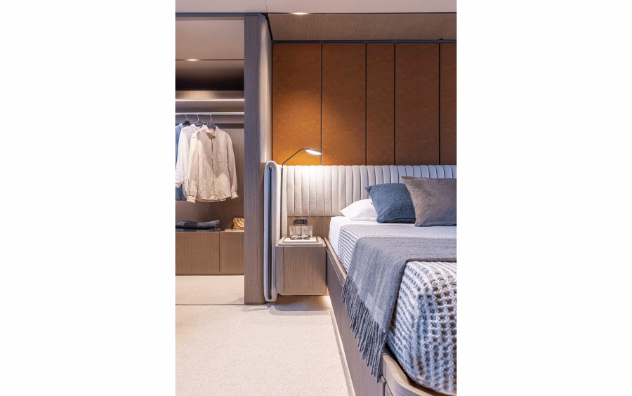 Ferretti Yachts INFYNITO 90 NEW фото 2.36