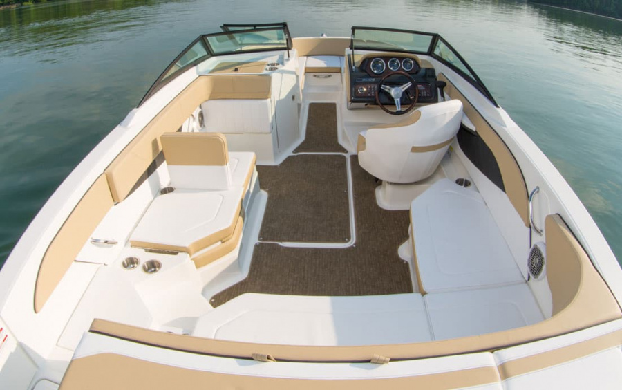 Sea Ray  210 SPX фото 2.2