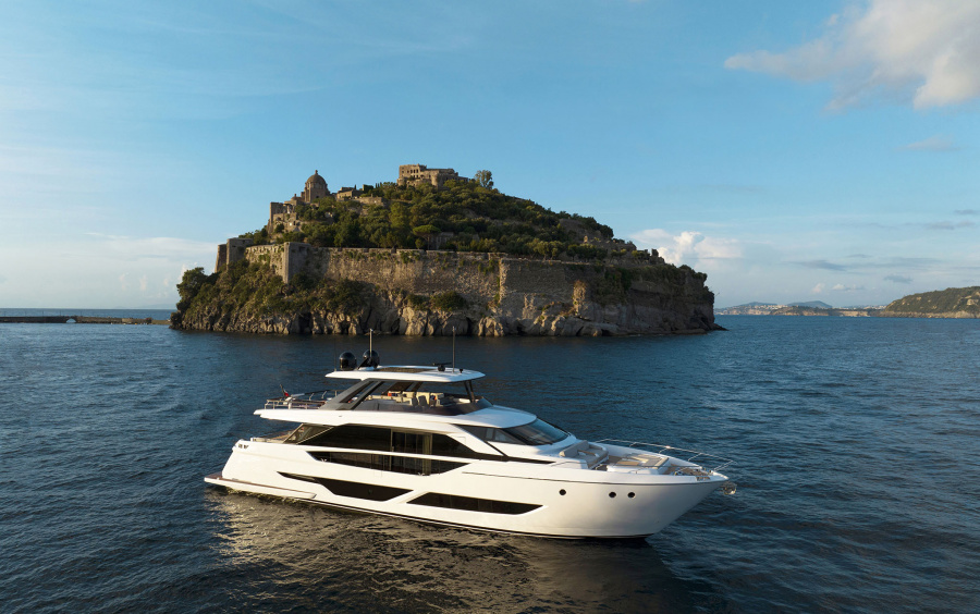 Ferretti Yachts 860 фото 1.3