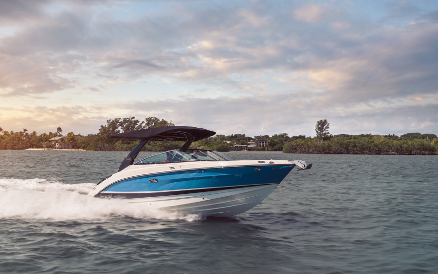 Sea Ray  SLX 260 фото 1.3