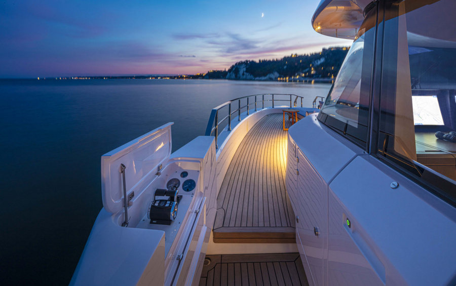 Custom Line Navetta 30 фото 2.27