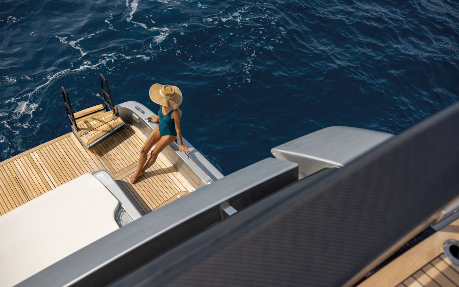 Riva 102' Corsaro Super фото 1.12