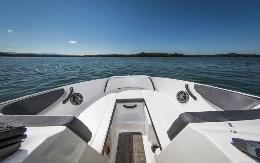 Sea Ray  210 SPX фото 2.4